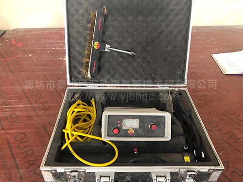 ��𻨼����